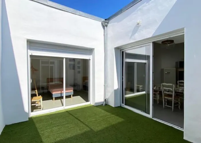 Le Patio Plain-Pied Face Port